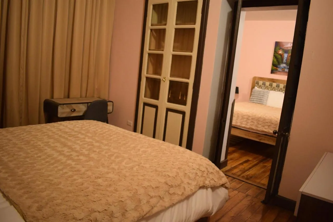 Casa Cumanda Bed & Breakfast Quito